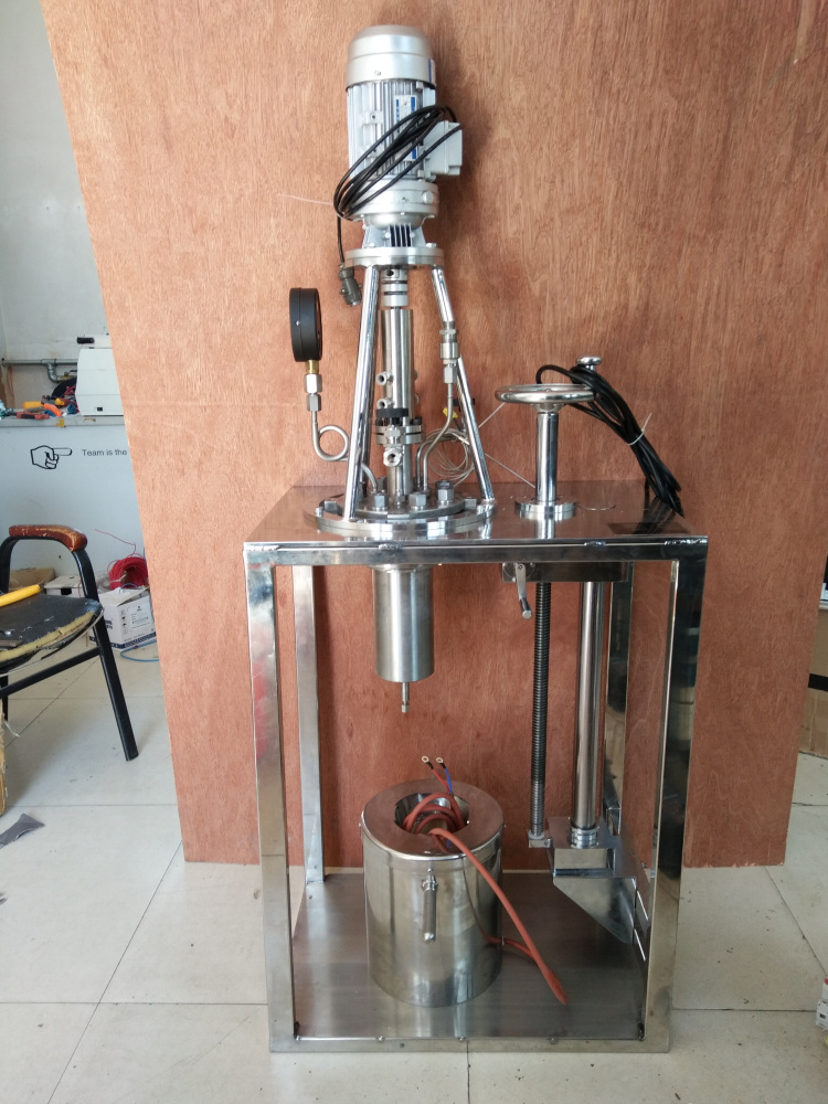 KCFD系列--框架結構、螺栓連接、磁流體直連、翻轉出料側面照片