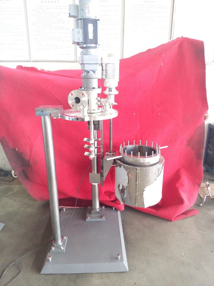 DFCF系列-釜體升降，并可水平旋轉(zhuǎn)到一邊4